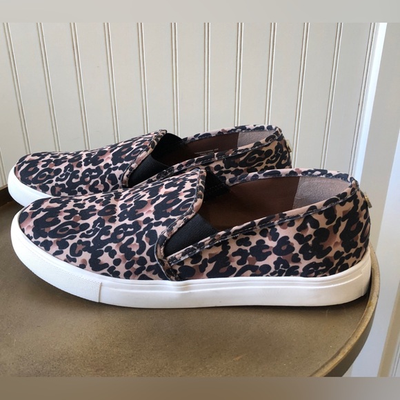 STEVE MADDEN | SYMBA SLIP ON ANIMAL PRINT SNEAKERS | SHOES | SIZE: 10M | EUC - Picture 4 of 10